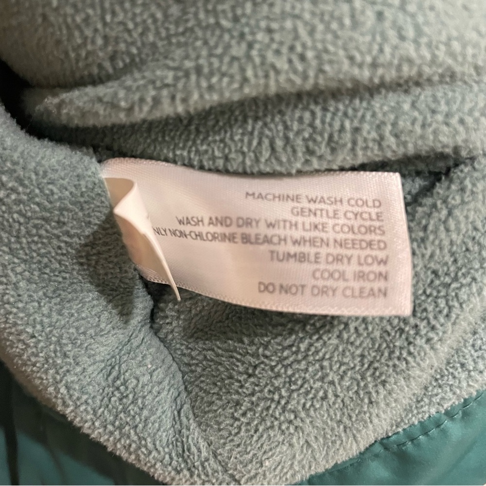 Old Navy Teal Puffer Vest Women’s XL  Snap Front Quilted Winter Fleece Lined - Picture 10 of 10